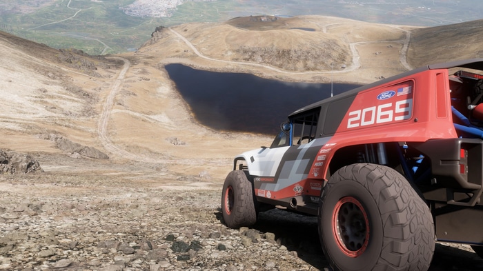 Ford Bronco R in Forza Horizon 5 landscape