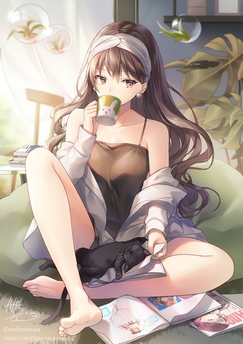 Kagachi Saku drinks from a mug with a cat
