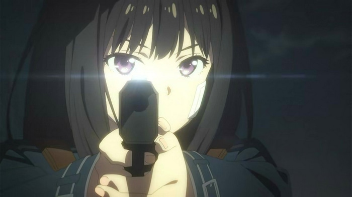 Inoue Takina aiming a gun