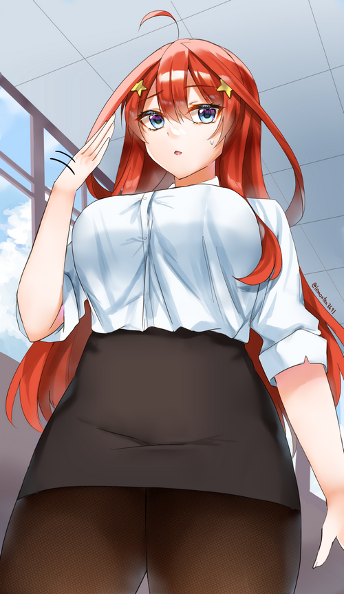 Itsuki Nakano in a white shirt and black skirt