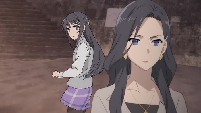 Sakurajima Mai and Woman in Anime Screenshot
