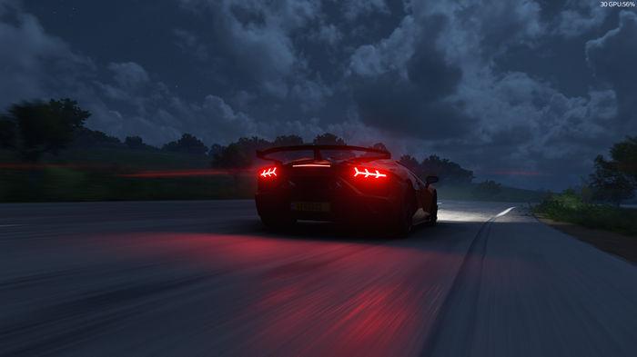 Forza Horizon 5: Lamborghini Aventador driving at night