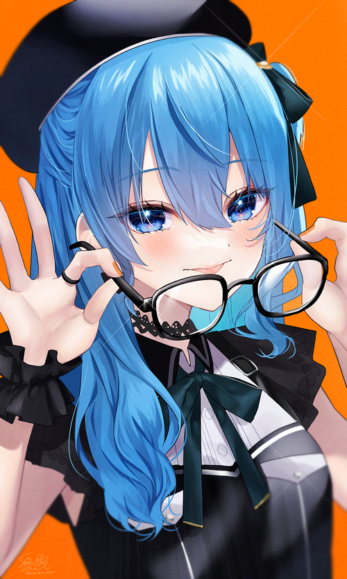 Hoshimachi Suisei holding glasses with blue hair