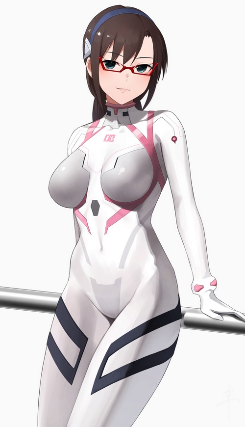 Makinami Mari Illustrious in a white bodysuit