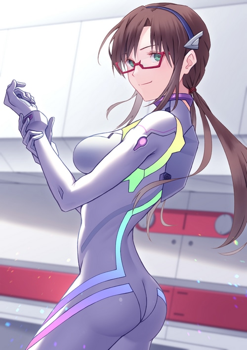 Makinami Mari Illustrious in a white bodysuit