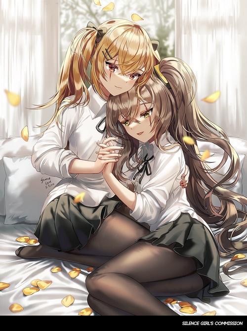UMP9 and UMP45 from Girls Frontline embracing