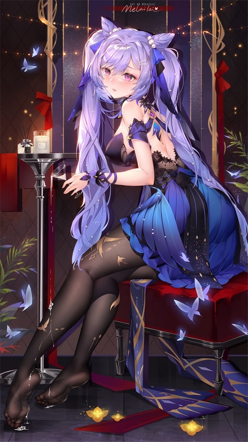 Keqing from Genshin Impact in a blue dress
