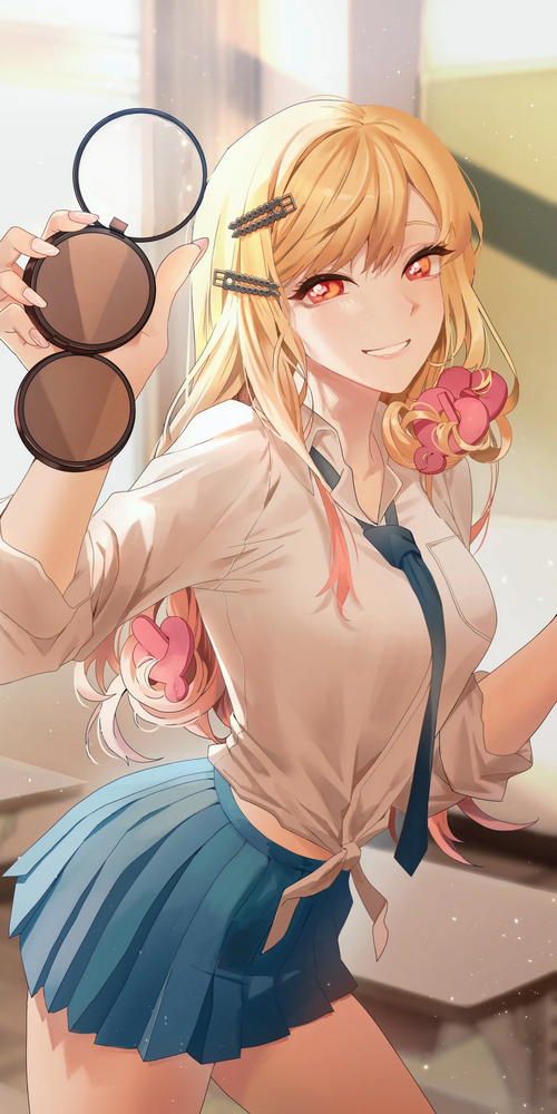 Kitagawa Marin holding makeup, Sono Bisque Doll wa Koi wo Suru fan art
