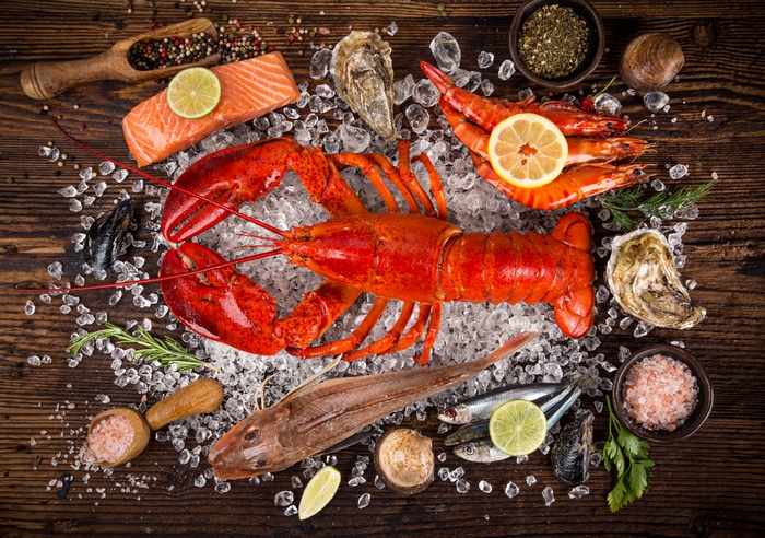 4K Seafood Platter with Lobster, Salmon, and Shrimp