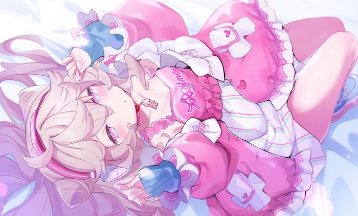 Kusuri (MarbleCreators) wearing pink dress and headphones