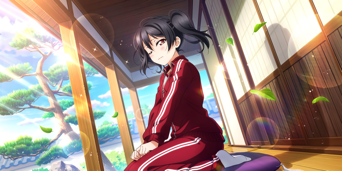 Yazawa Nico kneeling in a traditional Japanese room
