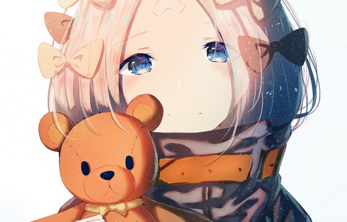 Abigail Williams from Fate/Grand Order holding a teddy bear