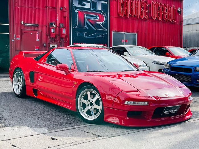 Red Honda NSX Mk1 at Garage Defend