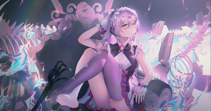 Girl with purple hair in lolita fashion