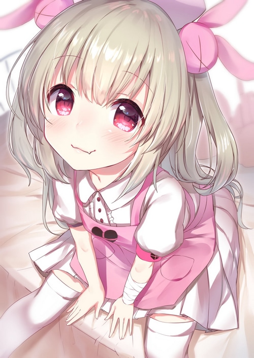 Natori Sana, Virtual YouTuber, wearing a pink apron