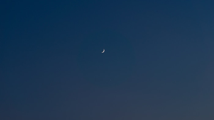 4K Crescent Moon in the Night Sky