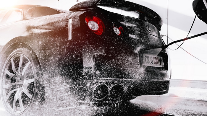 4K Nissan Skyline being washed