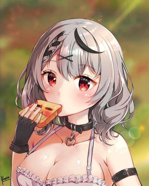 Sakamata Chloe eating toast