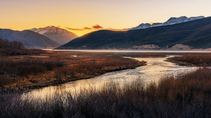 4K sunset over the Wasatch Mountains and river