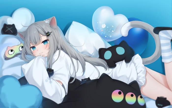 Amashiro Natsuki cat girl with blue eyes and gray hair