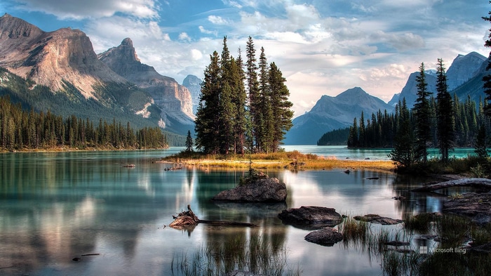 Maligne Lake, Jasper National Park, Canada