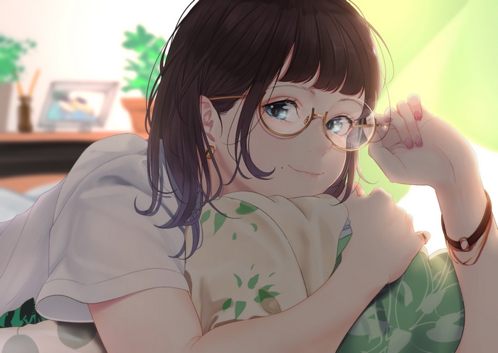 Anime girl with glasses and brunette hair