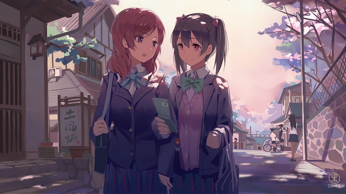 Nishikino Maki and Yazawa Nico in school uniforms
