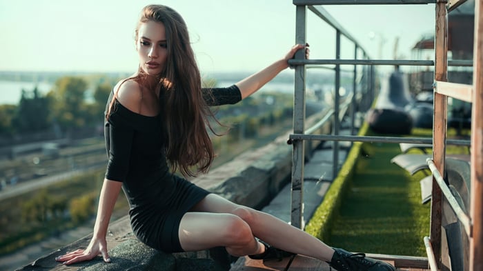 Urban Model Girl Posing on Rooftop