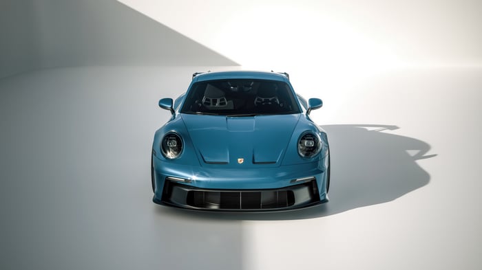 Blue Porsche 911 GT3 RS