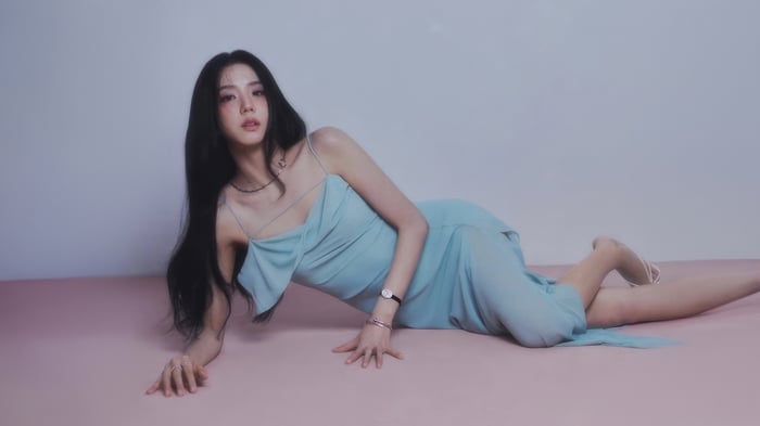 Jisoo Blackpink for Elle Singapore 2023