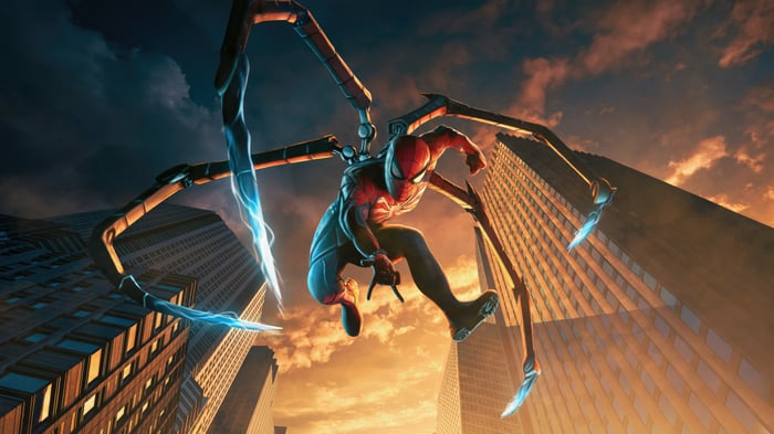 Marvel's Spider-Man 2 Iron Spider Armor in City