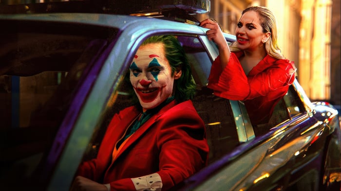 Joker and Harley Quinn in a car