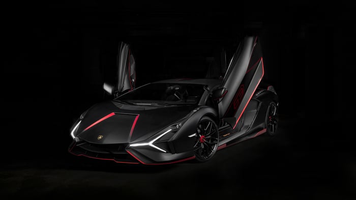 Lamborghini Sian FKP 37 with doors open