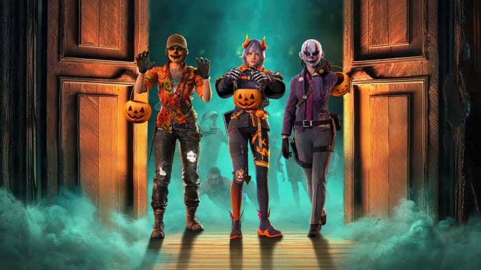 Call of Duty Halloween Characters with Pumpkin Buckets
