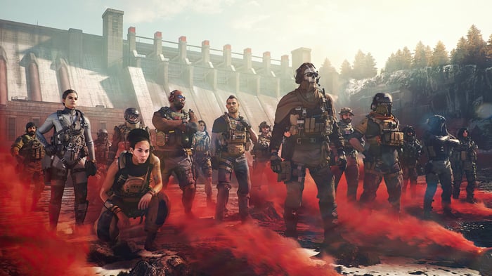 Call of Duty Warzone Mobile Game characters at a dam