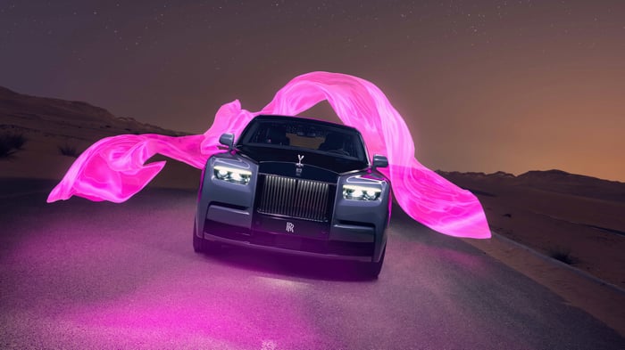 Rolls Royce Phantom VIII with pink satin in desert