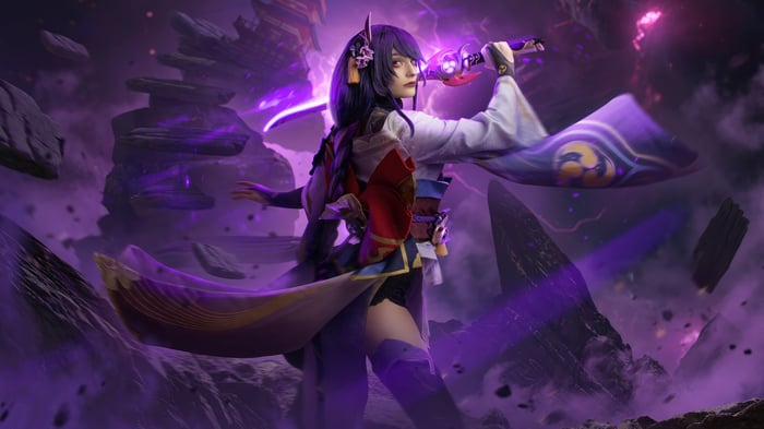 Raiden Shogun Cosplay with Purple Energy and Floating Rocks