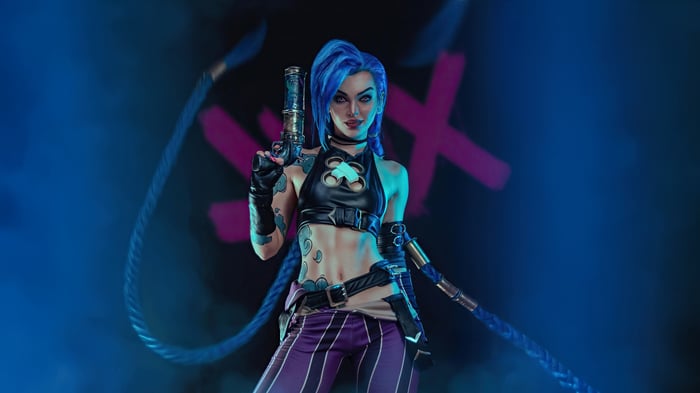 Jinx from Arcane holding a gun