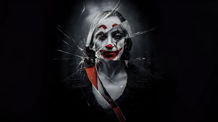 Joker Folie A Deux Cracked Portrait