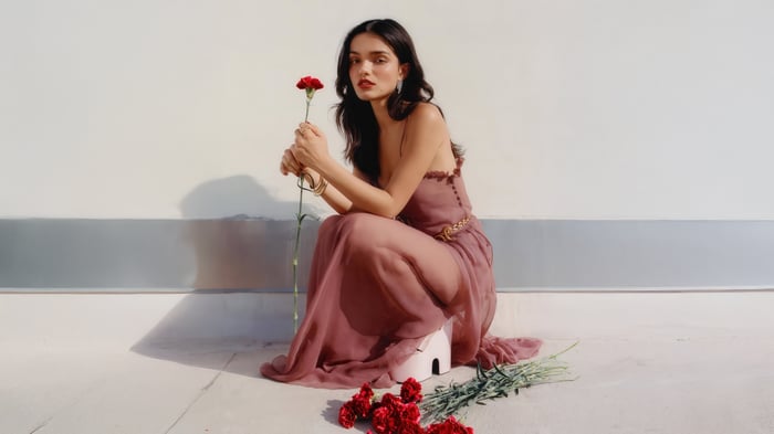 Rachel Zegler For Cosmopolitan Magazine