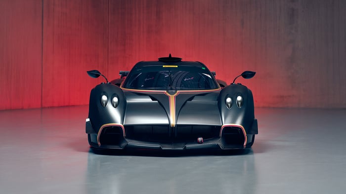 Pagani Huayra R race car front view