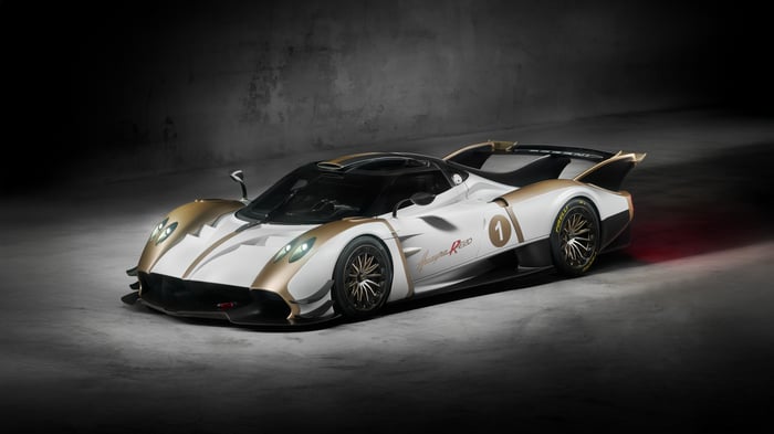 Pagani Huayra R Evo race car