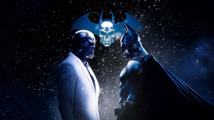 Batman and Skull Face in Arkham Origins