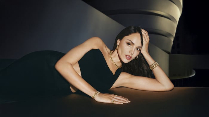 Eiza Gonzalez For Sculpted Cable Campaign 2025