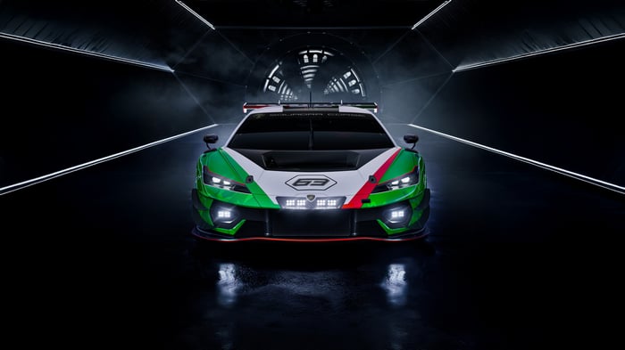 Lamborghini Temerario GT3 race car in tunnel