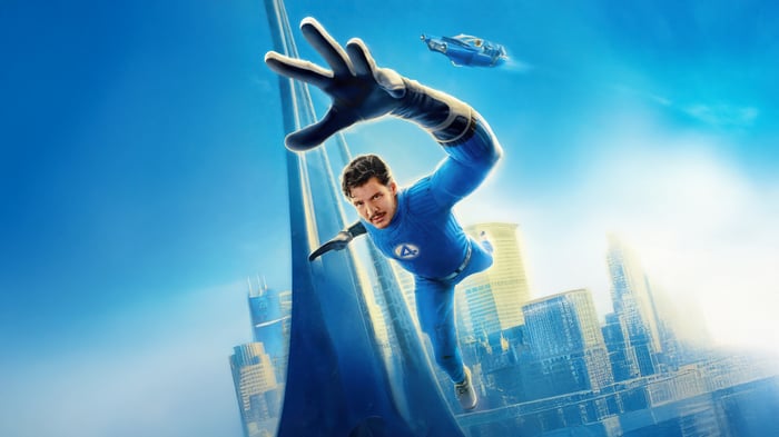 Mister Fantastic flying over a city