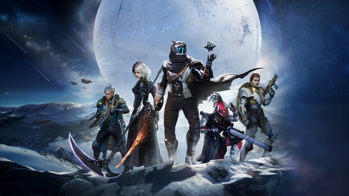 Destiny 2: The Witch Queen characters on a snowy planet