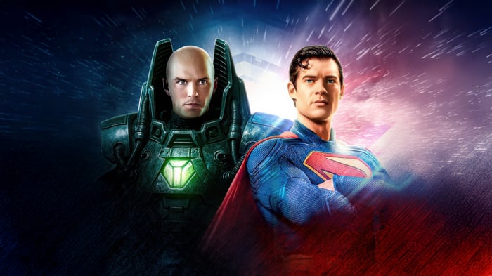 Superman and Lex Luthor in battle armor