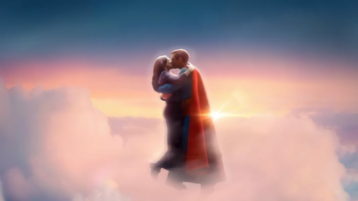 Superman and Lois Lane kissing in the clouds