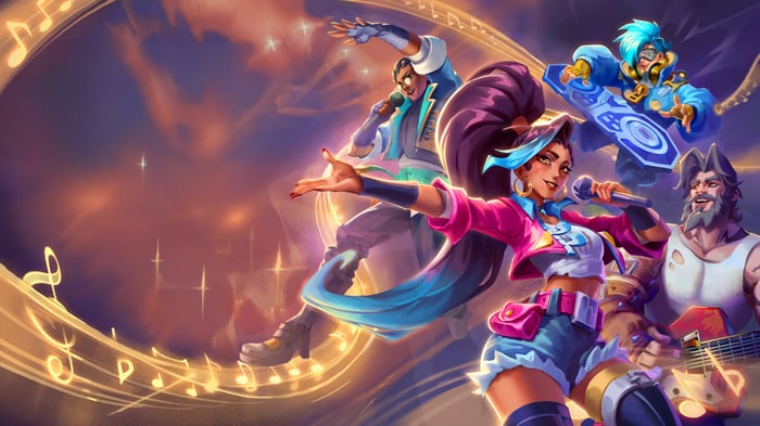 Star Guardian Akali, Kai'Sa, Sona, and Seraphine performing